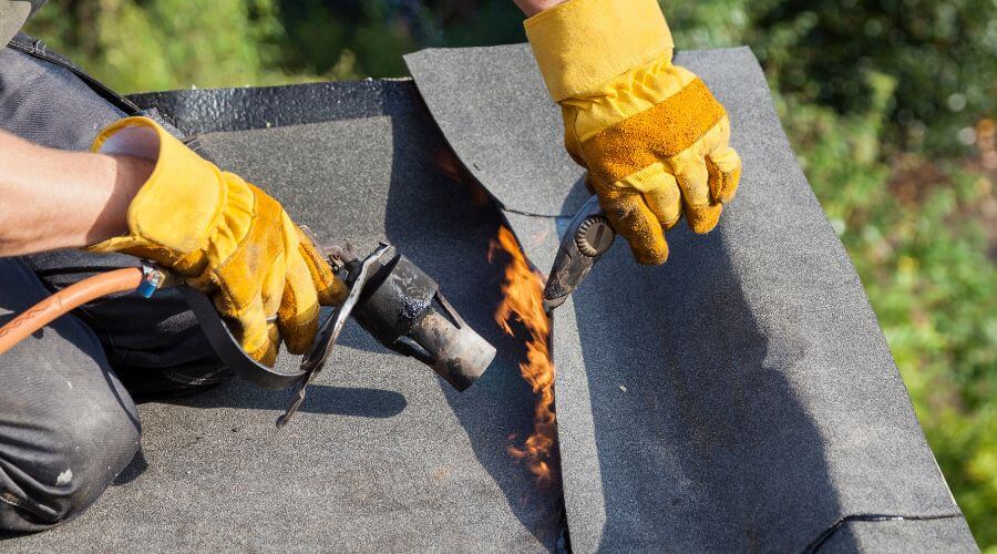 Professional flood damage restoration services in South Gardiner, ME